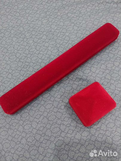 Коробки для ювелирных изделий