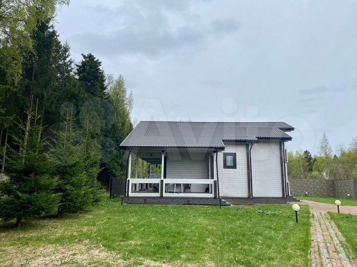 Дом 195 м² на участке 18 сот.