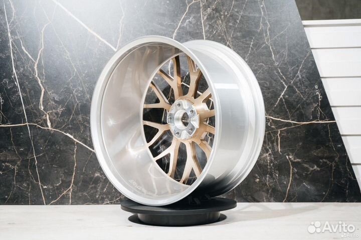 Кованные диски R22 Audi S4