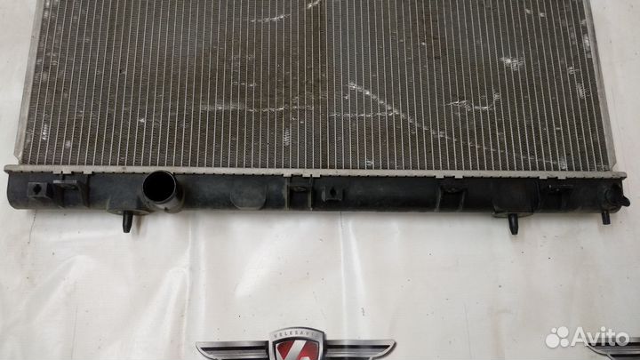 Радиатор охлаждения Mitsubishi Outlander 2002-2009