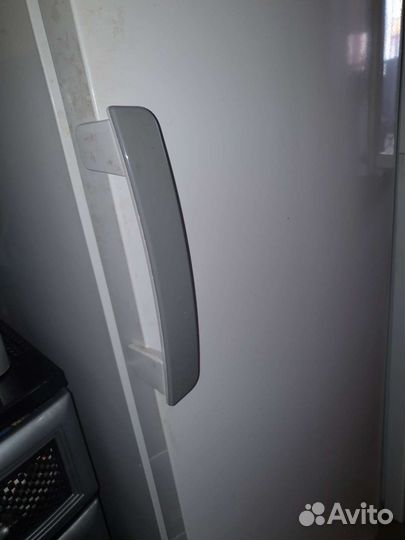 Холодильник морозильная камера