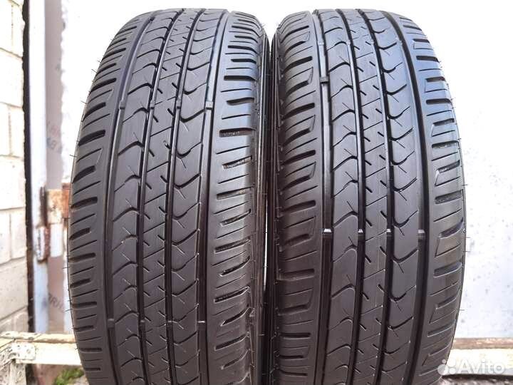 Goodyear EfficientGrip SUV 215/60 R17 96H