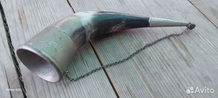 Рог на цепочке