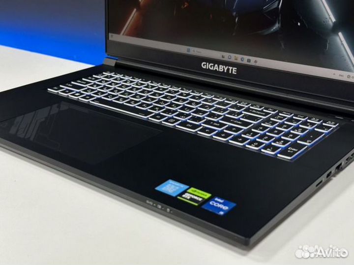 Игровой ноут 17.3 144Гц RTX4060 8G Core i5 12500H