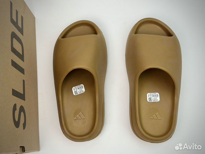 Тапочки Adidas Yeezy Slide 