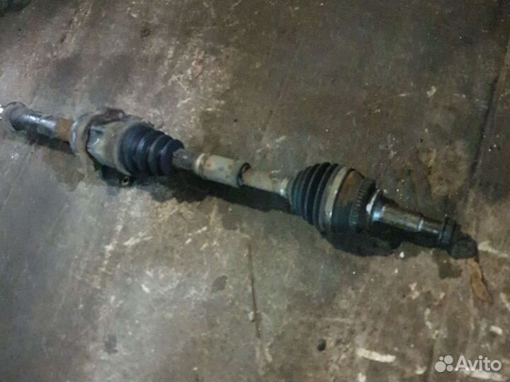 Привод в сборе правый тойота авенсис т250 2.0 АКПП