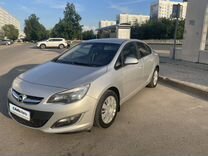 Opel Astra 1.6 MT, 2013, 180 000 км, с пробегом, цена 679 000 руб.