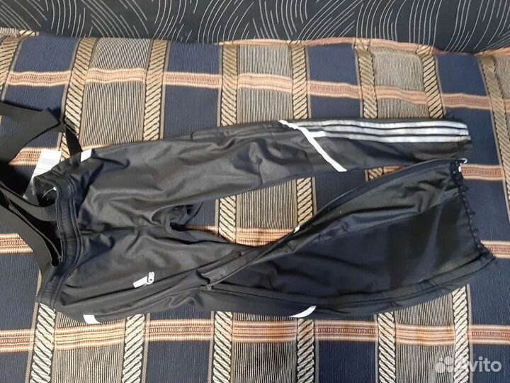 Лыжный разминочный костюм р.40-42 adidas Сборной
