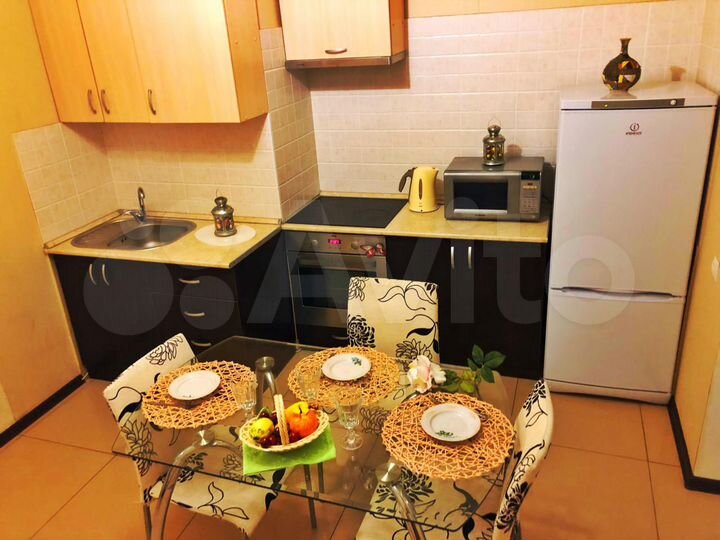 2-к. квартира, 62 м², 1/10 эт.