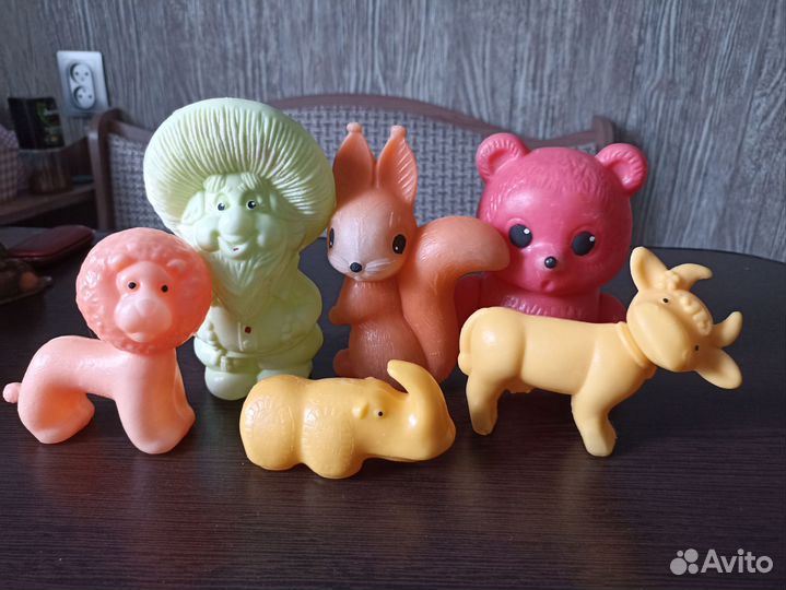 Игрушки времён СССР