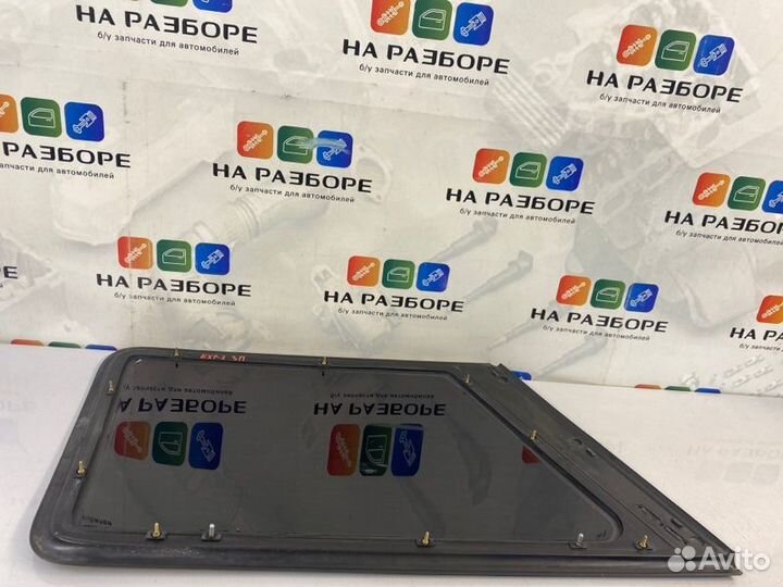 Форточка в крыло задняя правая Ford Explorer UN150