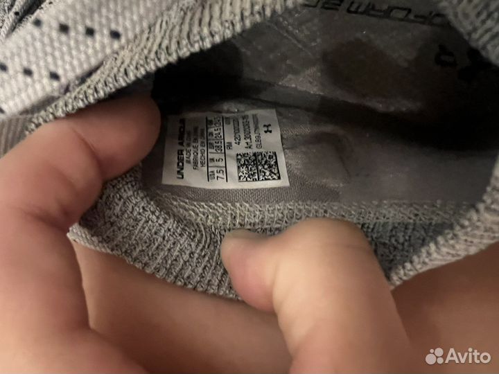 Кроссовки Under armour