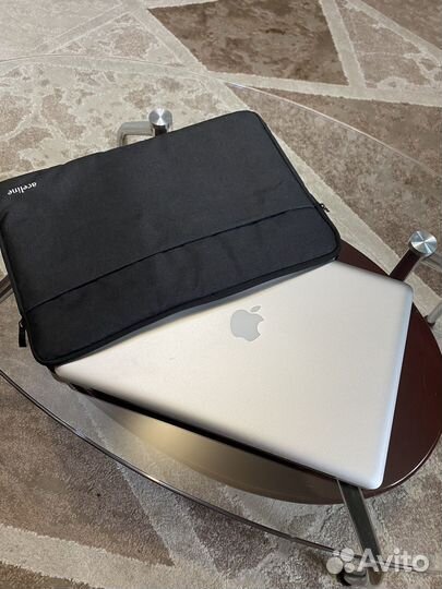 Macbook pro 15 (2010), core i5, ssd 512 GB