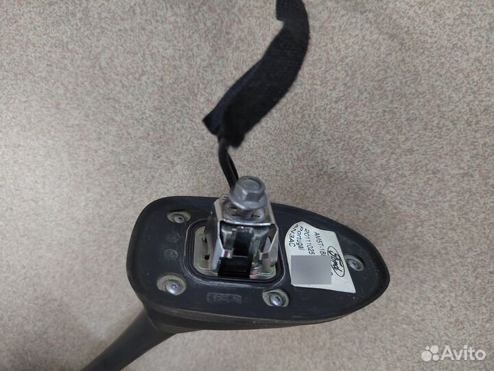 Антенна оригинал на крышу Ford Focus 3 CB8