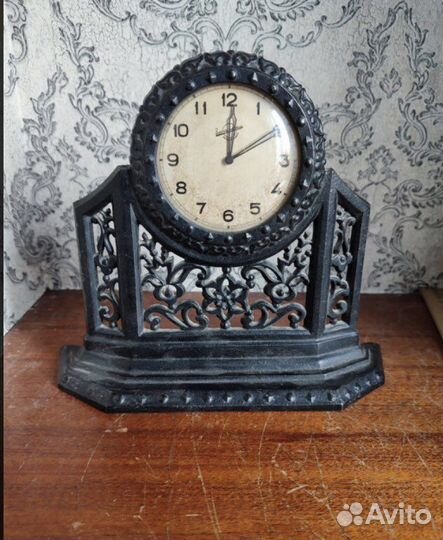 Каслинское кусинское литье часы настольный