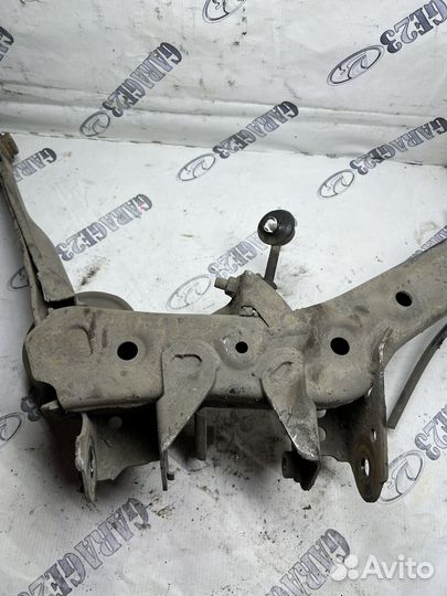 Рычаг задний нижний левый Honda Civic