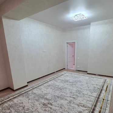 2-к. квартира, 77 м² (Таджикистан)