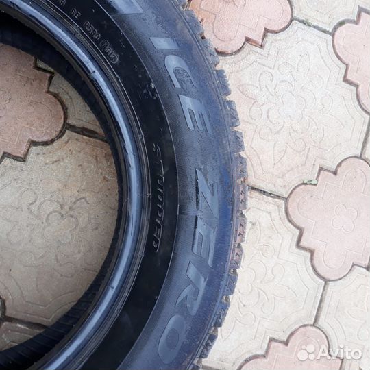 Pirelli Ice Zero 225/65 R17