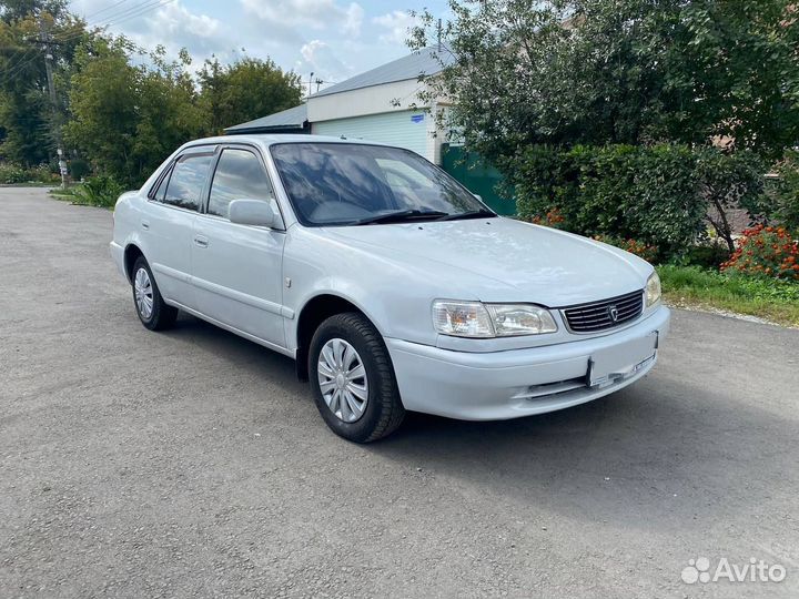 Toyota Corolla 1.5 AT, 1998, 250 000 км