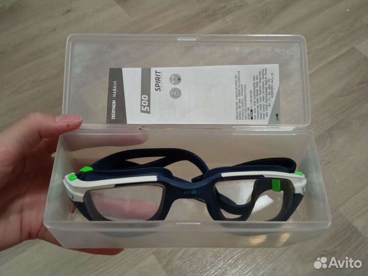 Очки для плавания