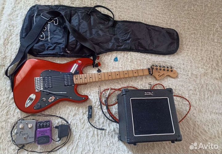 Электрогитара с комбиком
