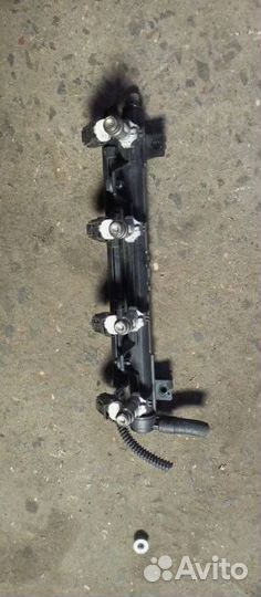 Топливная рейка Volkswagen Polo 036133320 cggb