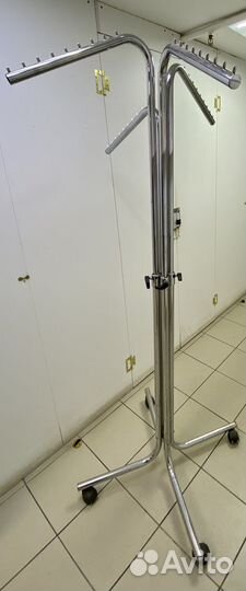 Вешалка напольная для одежды