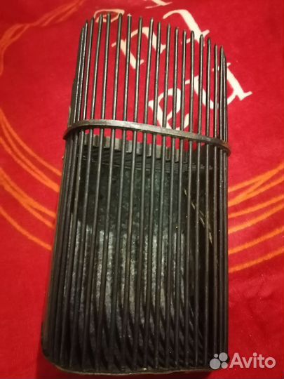 Грабилка для сбора ягод удобная