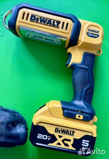 Фонарь dewalt dcl050