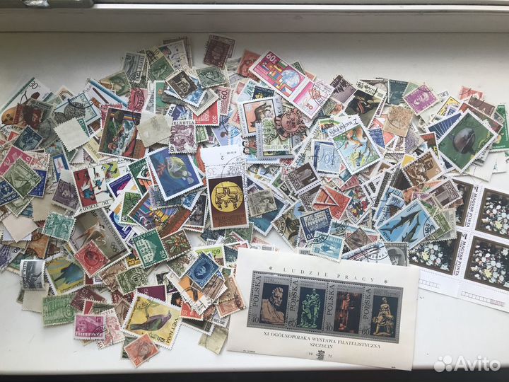 Марки мира. 1300 штук