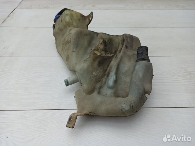 Бачок омывателя Vw Passat B5 APU 2000