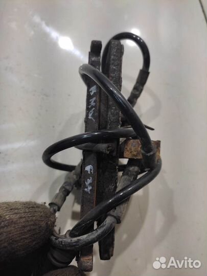 Тормозные колодки (задние правые) (BMW 3)