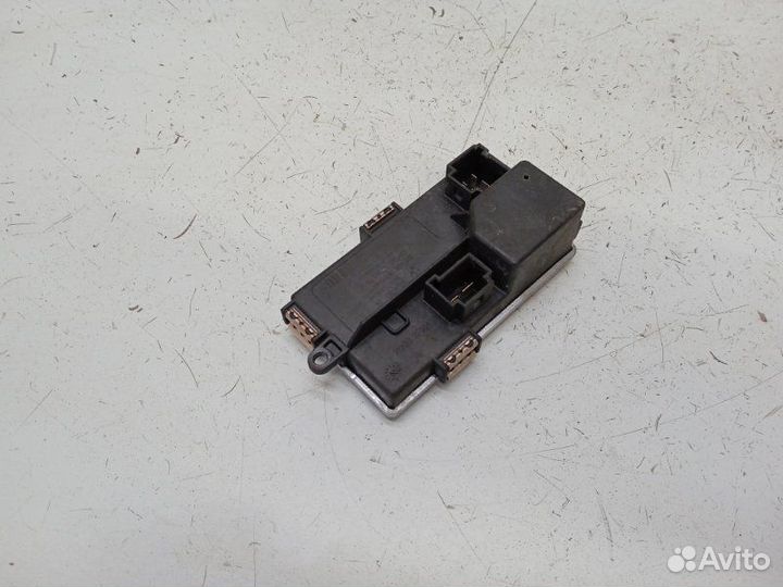 Резистор отопителя Bmw 7-Series F01/F02/F04 4.4
