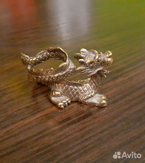 Бронзовый китайский дракон