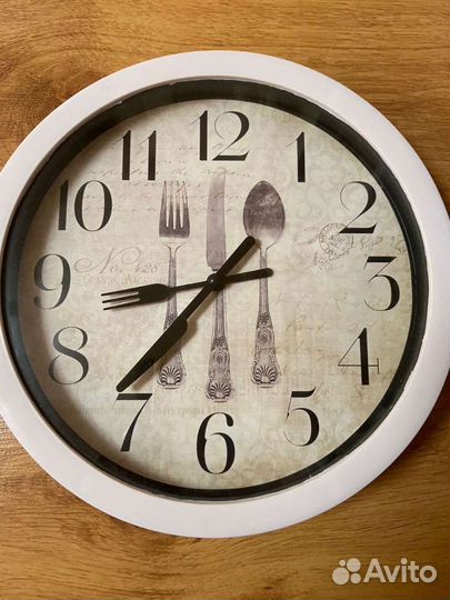 Часы настенные. Новые