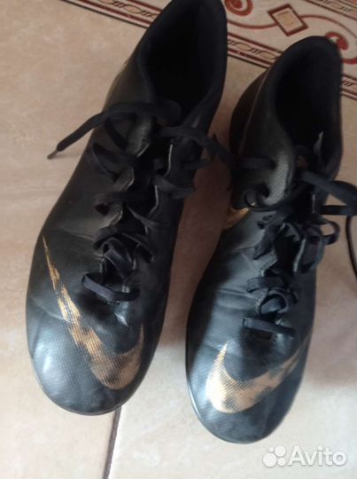 Футбольные бутсы nike mercurial