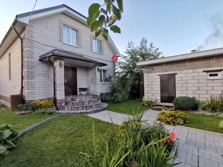 Коттедж 141 м² на участке 7 сот.