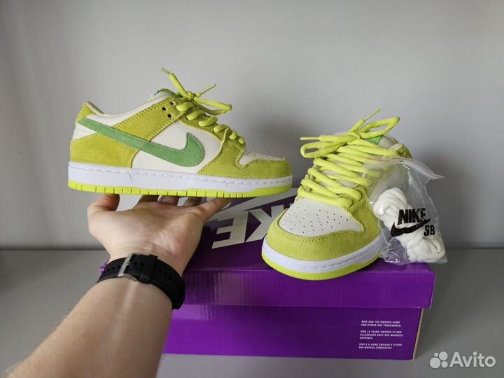 Кроссовки Nike Dunk Low 