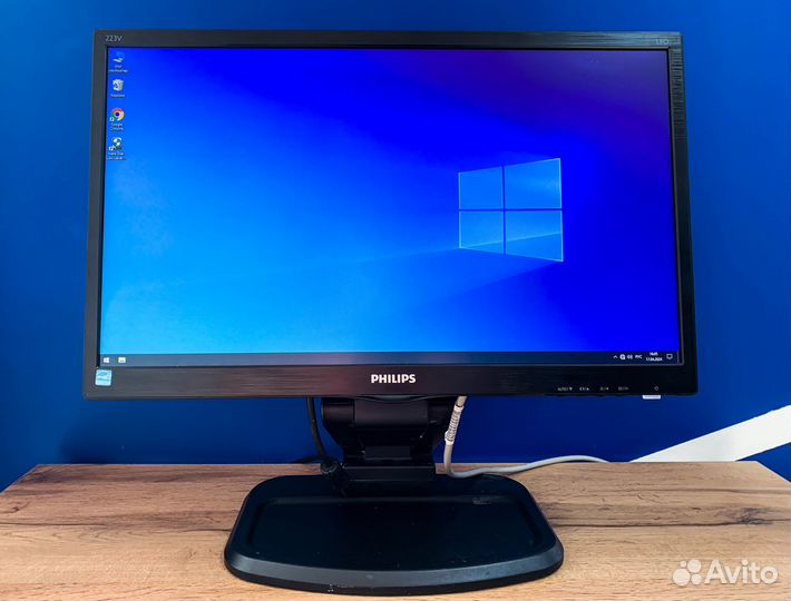 Монитор Philips 22