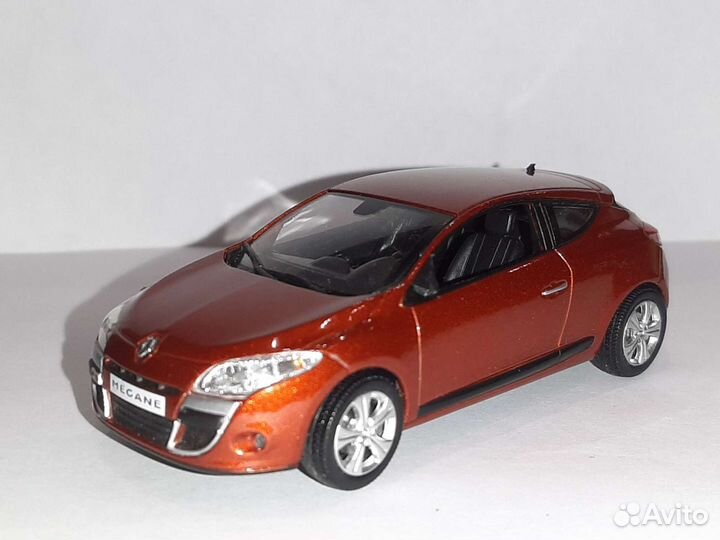 Коллекционная модель renault megane 3 coupe