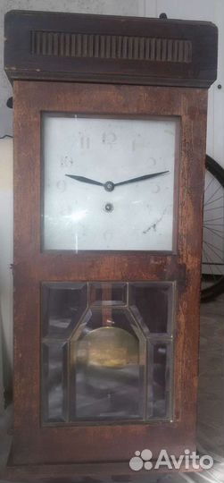 Старинные антикварные настенные часы СССР