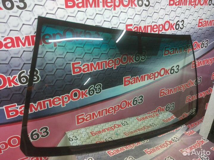 Стекло лобовое Toyota Land Cruiser 200 2008