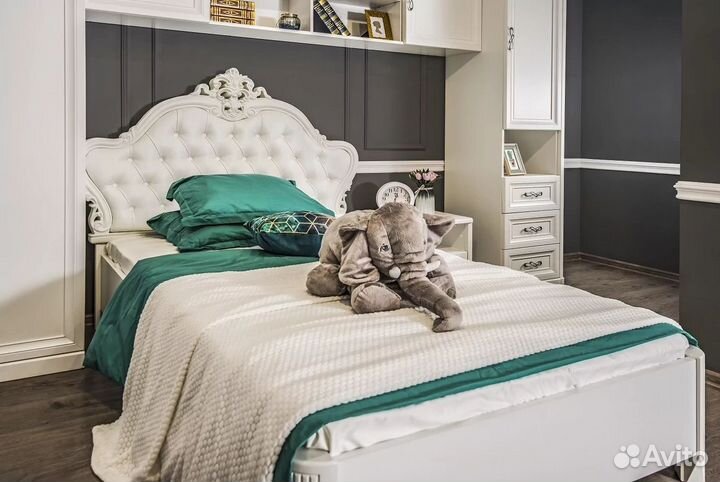 Спальный гарнитур для детской Мишель белый матовый