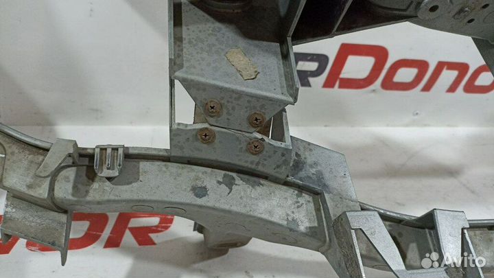 Передняя панель (телевизор) б/у для Ford C-Max (15