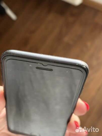 iPhone 8, 64 ГБ