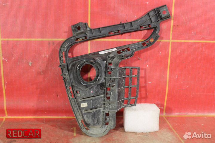 Накладка противотуманной фары передней лев Kia Rio