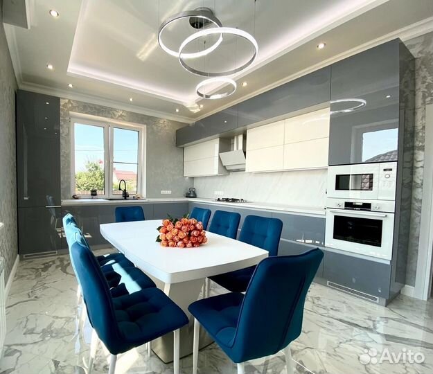 Кухни на заказ от фабрики в Новосибирске