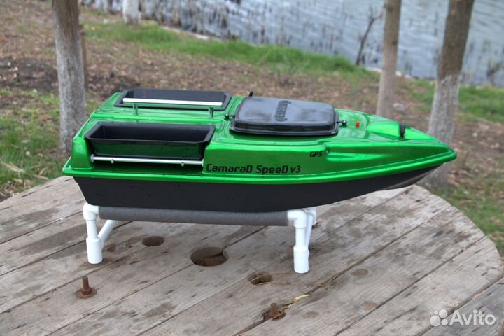 Карповый кораблик CamaraD с глубиномером