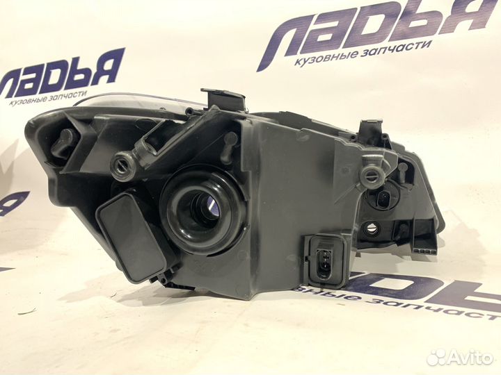 Фара VW Polo (10-20) левая bosch