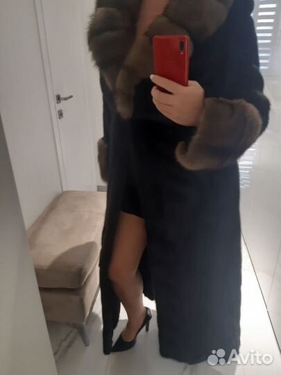 Шуба норковая с соболем